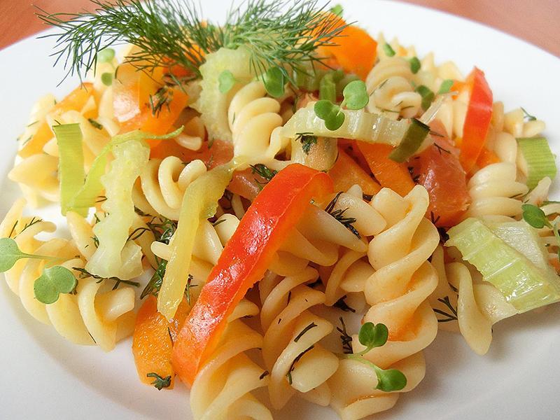 Вермишель с овощами