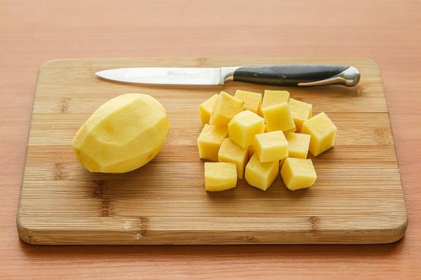 Кубики картофеля